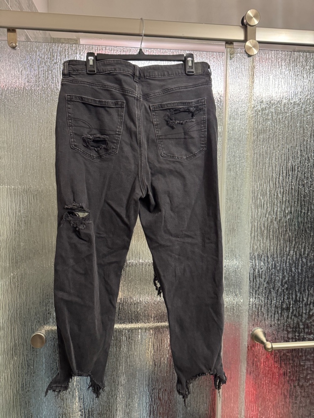American Eagle Strigid Destroyed Jeans - Picture 5 of 6
